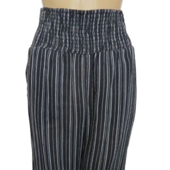Billabong Striped Wide Leg Pants - Picture 3 of 11